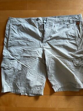 Field & Stream Men's Cargo Shorts in Light Beige